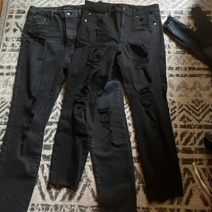 2 pair of black Aeropostale jeans